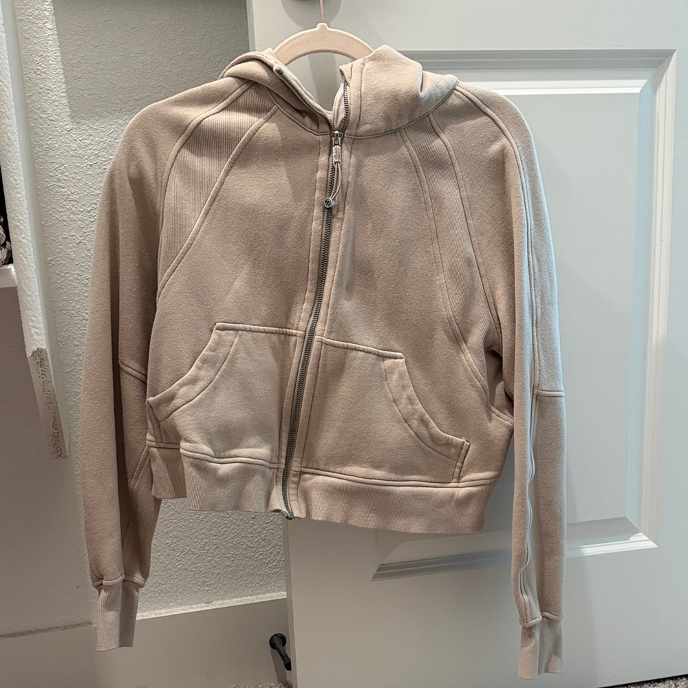 lululemon light beige cropped full-zip scuba jacket - size S/XS